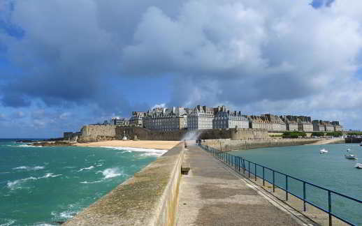 France luxury holidays Brittany Saint-Malo private guided visit and luxury holidays