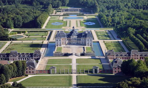 France Paris Vaux le Vicomte Castle private visit. Tailor-made Luxury Holidays with In Luxe Travel France, the France Luxury Travel Specialist since 2007