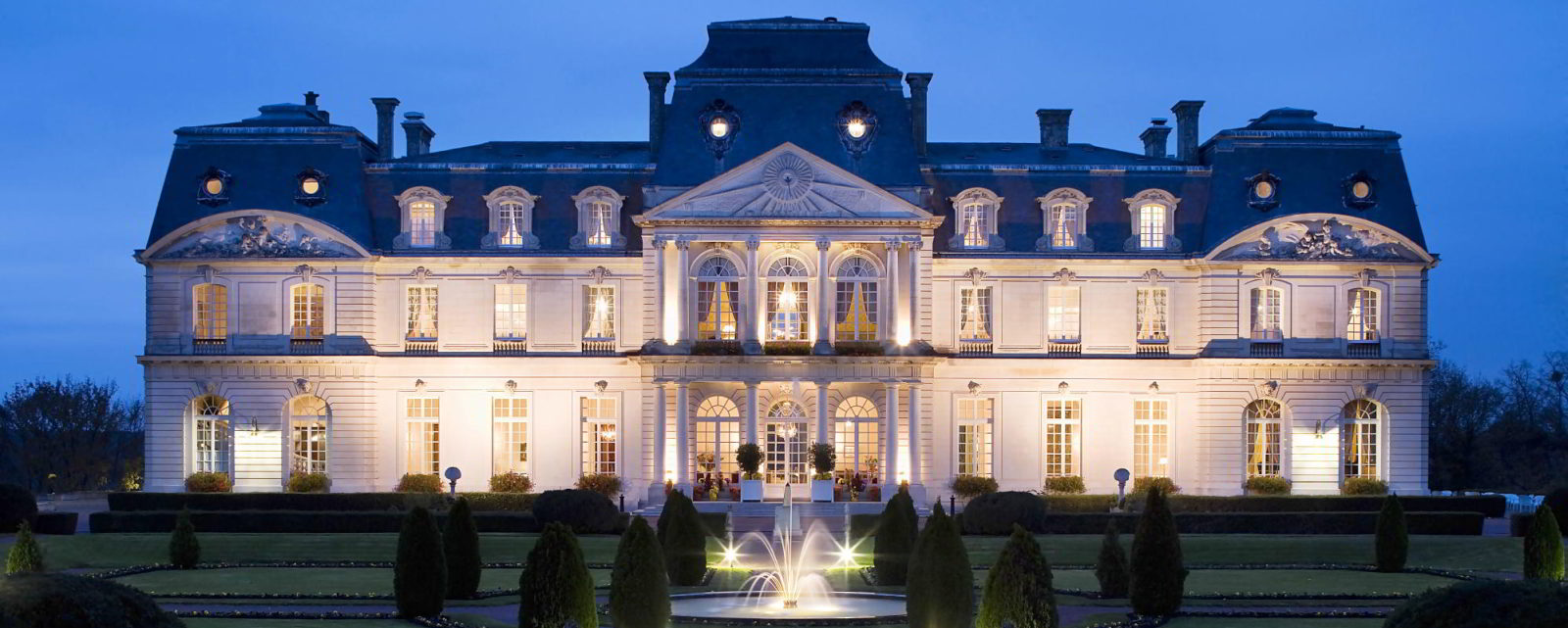 France Loire Valley 5-Star Chateau Hotel picture. Luxury Holidays with In-Luxe Travel France, The specialist of luxury bespoke holidays in France since 2007