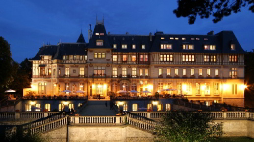 Chateau Hotel de Montvillargenne Chantilly