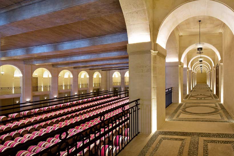 BORDEAUX: HARVEST AT THE CHATEAU, A UNIQUE EXPERIENCE