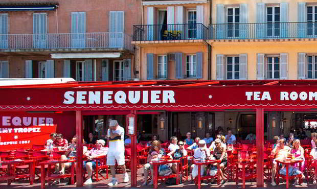Have a coffee at Senequier during your luxury holiday in Saint-Tropez.